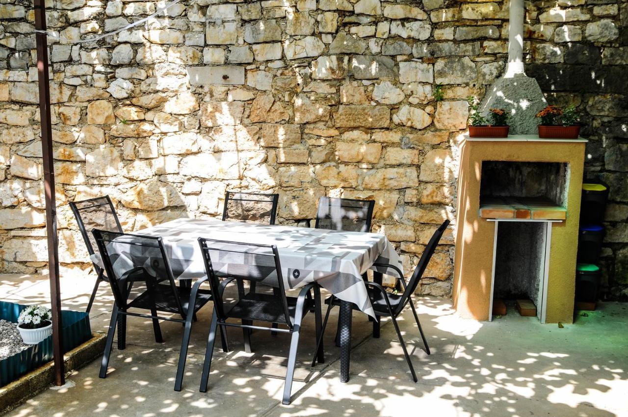 Apartman Gulliver In The Center, 10 Meters From The Sea With Private Parking In Natural Shade Rabac Luaran gambar
